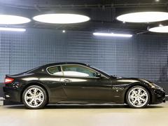 Click to enlarge Still a damn good looking car