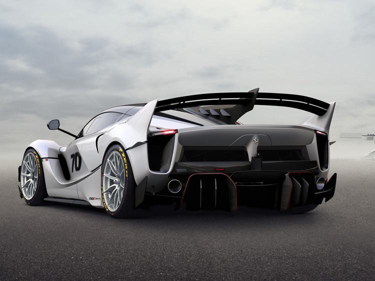 Ferrari take covers off the FXX-K Evo package