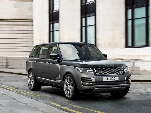Smug Utility Vehicle: 2018 Range Rover SVAutobiography revealed