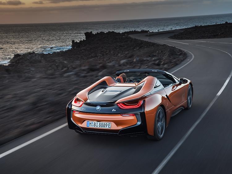 #LAAUTOSHOW: BMW Reveals A Refreshed i8 And An All New Roadster #LAAUTOSHOW: BMW Reveals A Refreshed i8 And An All New Roadster
