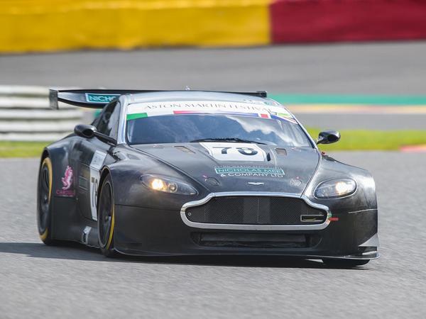 Showpiece Of The Week Aston V8 Vantage Gt2 Pistonheads