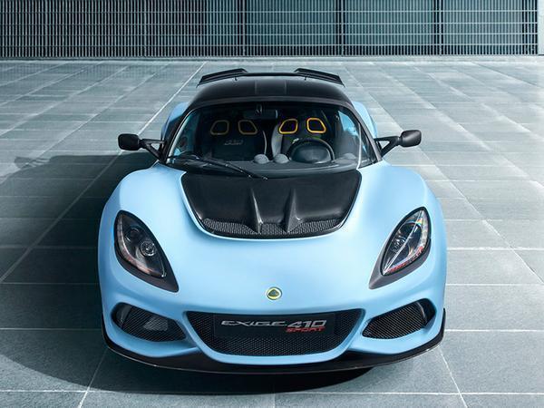 Lotus launches new 'ultimate road car' Lotus launches new 'ultimate road car'